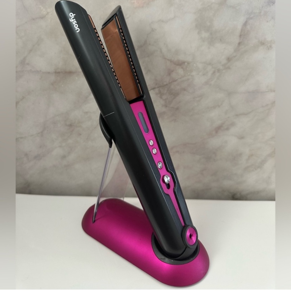 Dyson cordless corrale hair straightener